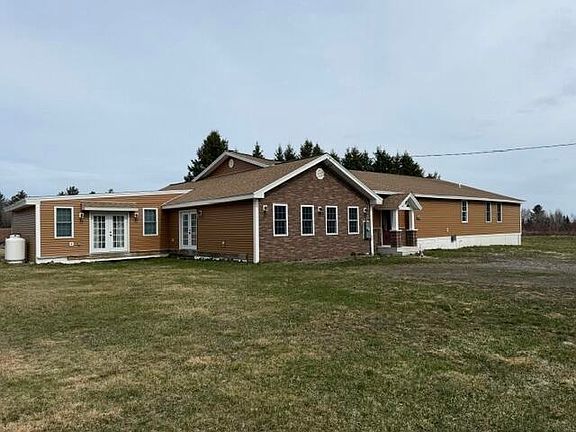 2nd image of 1663 Masardis Road
