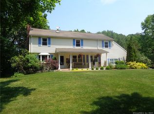 100 Bunker Hill Rd, Guilford, CT 06437