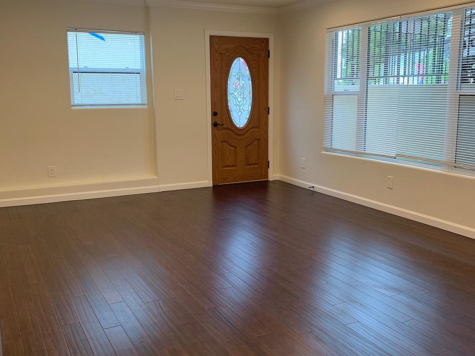 1st image of 4740 Hillcrest Ave #B
