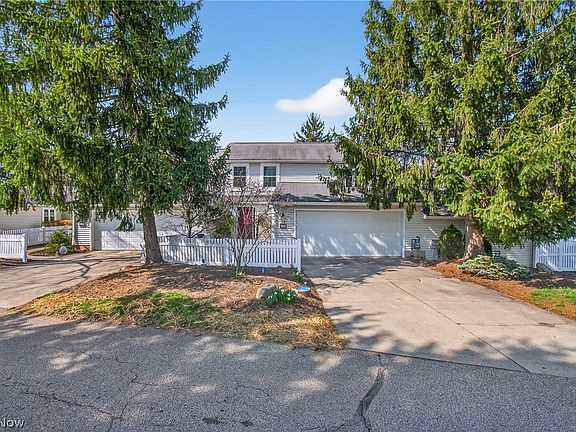 2nd image of 858 Sutton Pl