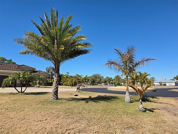 4th image of 2610 PEBBLE CREEK PLACE