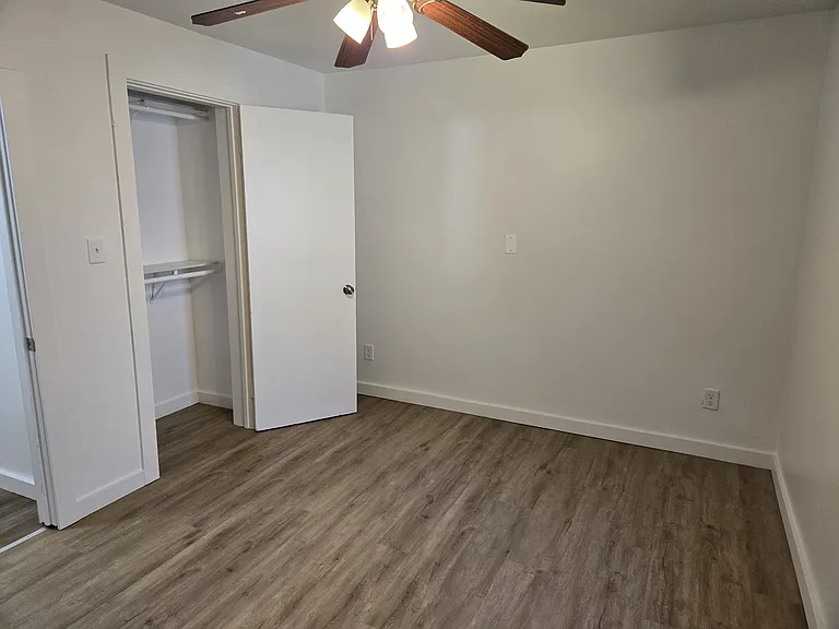 829 Kendall Ave S — Photo 9