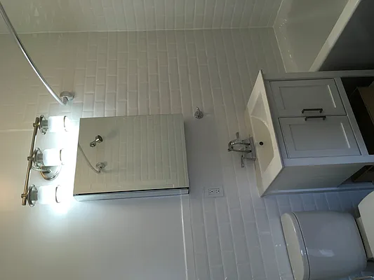 Rented by Longbrook Real Estate Capital LLC | media 24