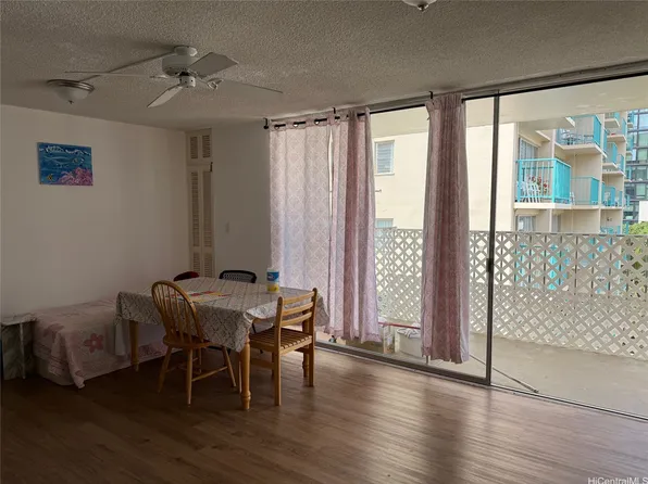 2355 Ala Wai Blvd APT 908, Honolulu, HI 96815
