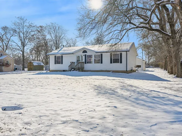 3027 Scott Ave, Des Moines, IA 50317