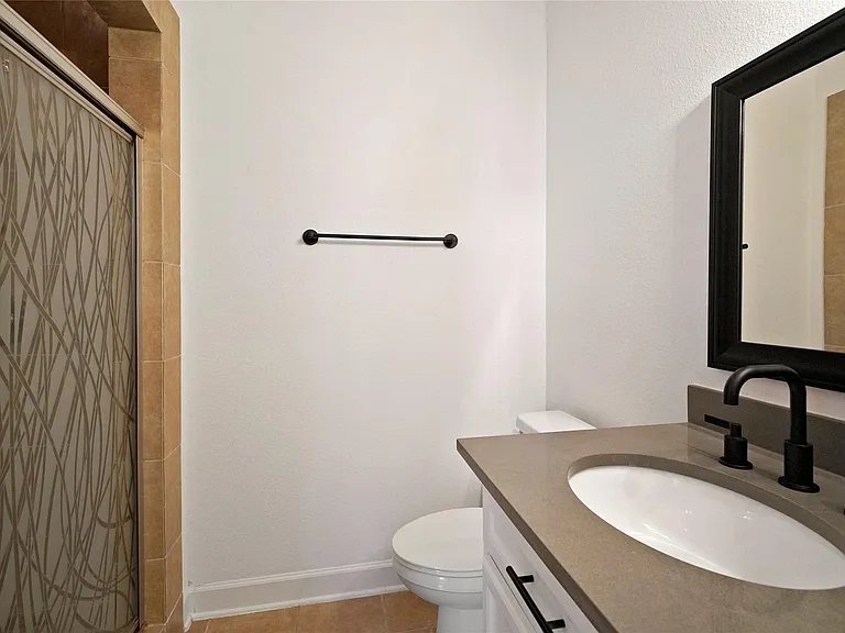 5408 Jonathan Ln — Photo 19