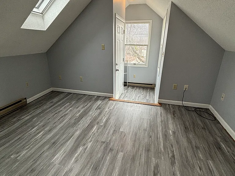 11 Roberts St #3 — Photo 3
