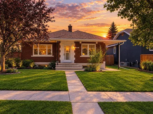 1616 W 5th St NW, Calgary, AB T2M 3C2