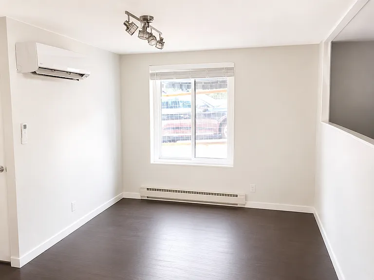 2900 Lowell Blvd #10 — Photo 13
