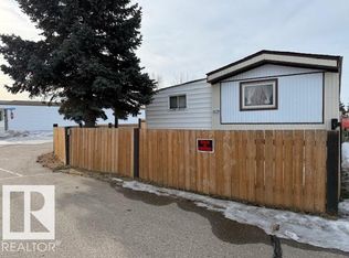 1121 Lakeland Village Blvd, Strathcona County, AB