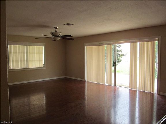 3rd image of 308 Dania St