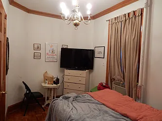 Rented by Aimee Grodanz, LREB