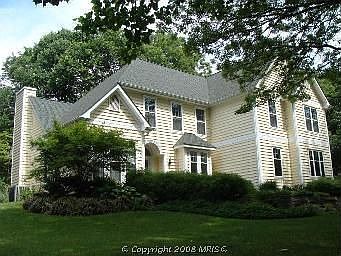 Whole House Pic, Old Landscaping