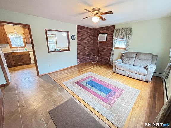 4th image of 26 Spruce Drive