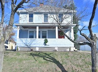 80 Dixwell Ave, Cranston, RI 02910