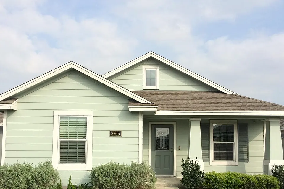 3705 Southlake Park Ln