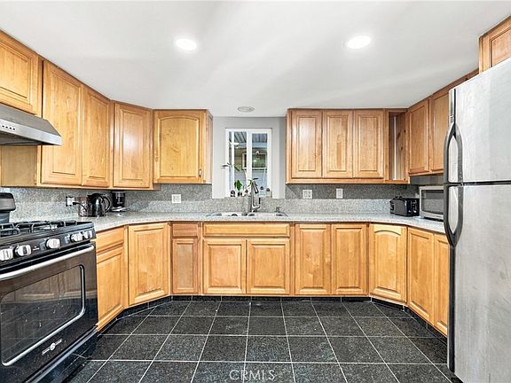 3rd image of 16511 Garfield Ave Space 45B