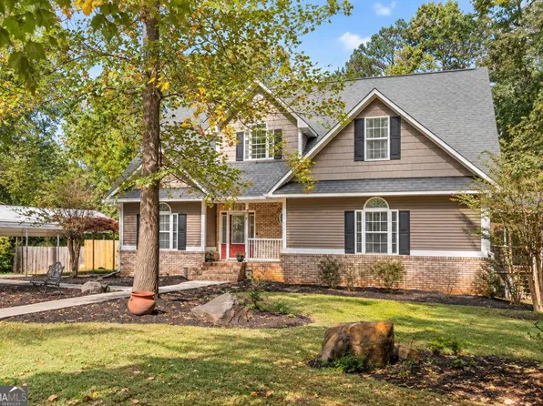 95 Racetrack Rd, Danielsville, GA 30633