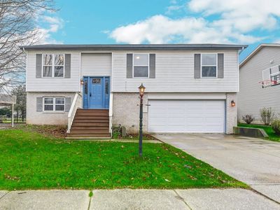 409 Shamrock Ln, Valparaiso, IN, 46385