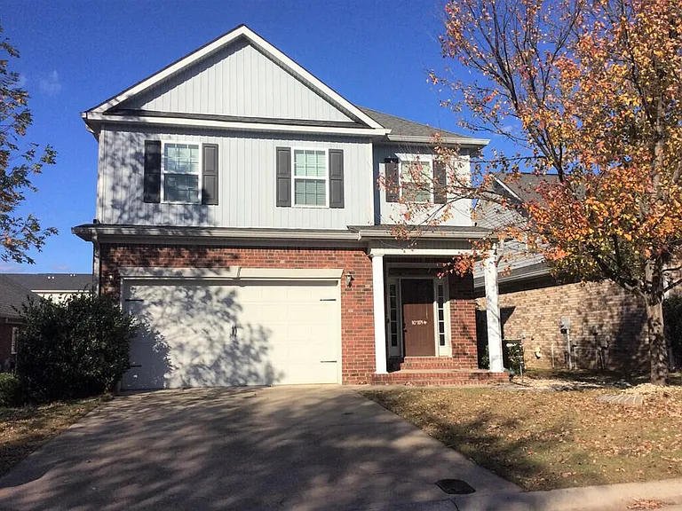 1079 Grove Landing Ln — Photo 2