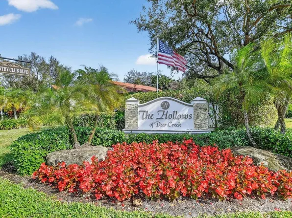 665 Deer Creek Hollows Cir, Deerfield Beach, FL 33442