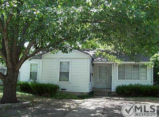 803 Kaufman St, Waxahachie, TX 75165