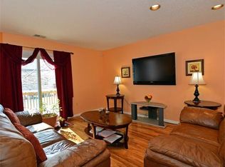 21 Catherine Ct, Laurence Harbor, NJ 08879