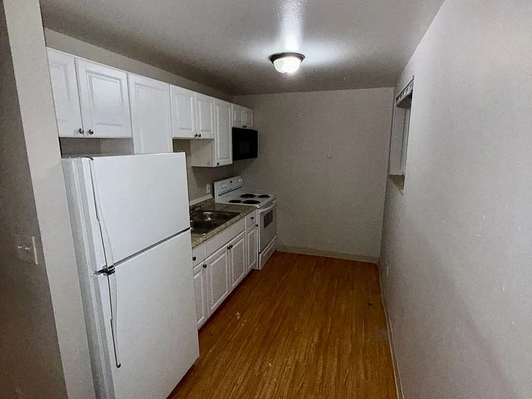 1588 Macon St #103 — Photo 5