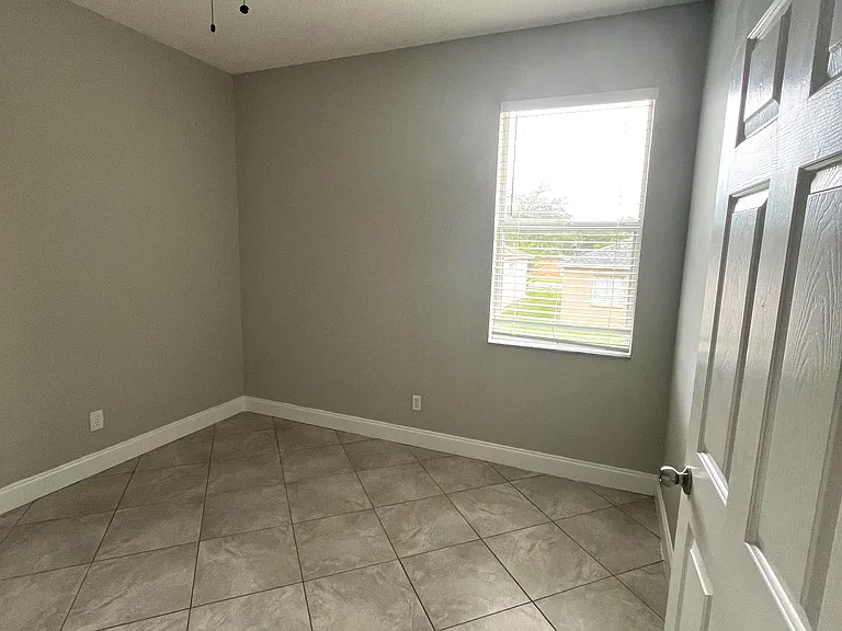 3213 Summer Cruise Dr — Photo 3