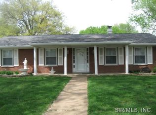 604 Springdale Dr, Belleville, IL