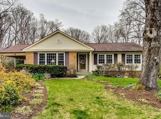 8236 Toll House Rd, Annandale, VA 22003