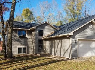 519 4th St N, Hudson, WI 54016