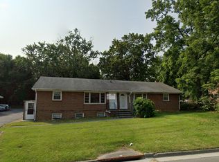 430 E Roanoke St, Blacksburg, VA 24060