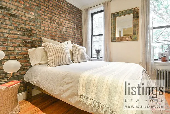 Rented by Listings Realty, LLC | media 11