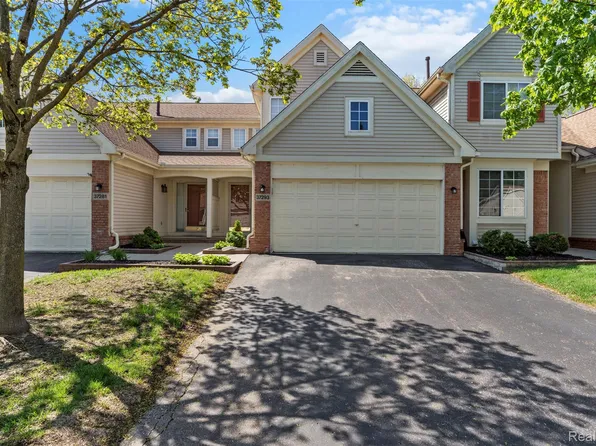 37293 Amhurst Dr, Westland, MI 48185