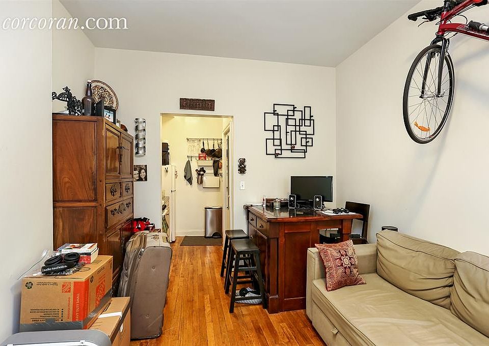 2nd image of 30 W 71st St APT 2B