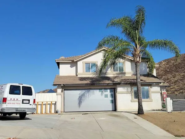 21028 Canyon Ridge Dr, Lake Elsinore, CA 92532