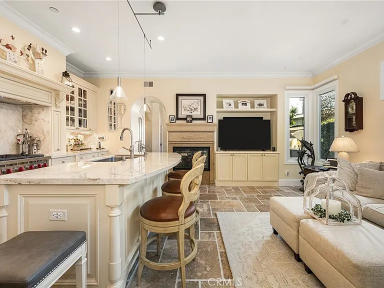3222 Clay St — Photo 14