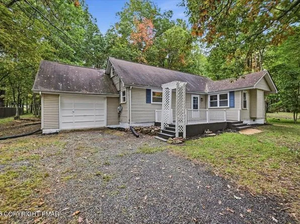 118 Buckhill Rd, Albrightsville, PA 18210