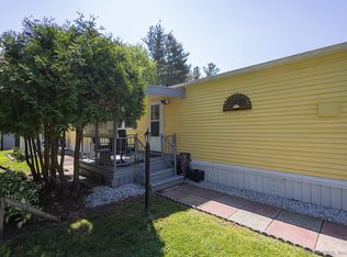 1 Riverview Dr, Plainville, CT 06062