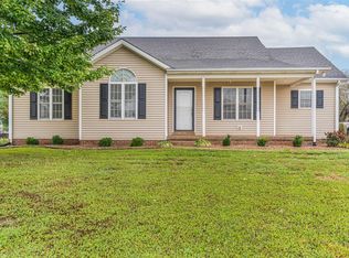 138 Kempton Ct, Bowling Green, KY 42104