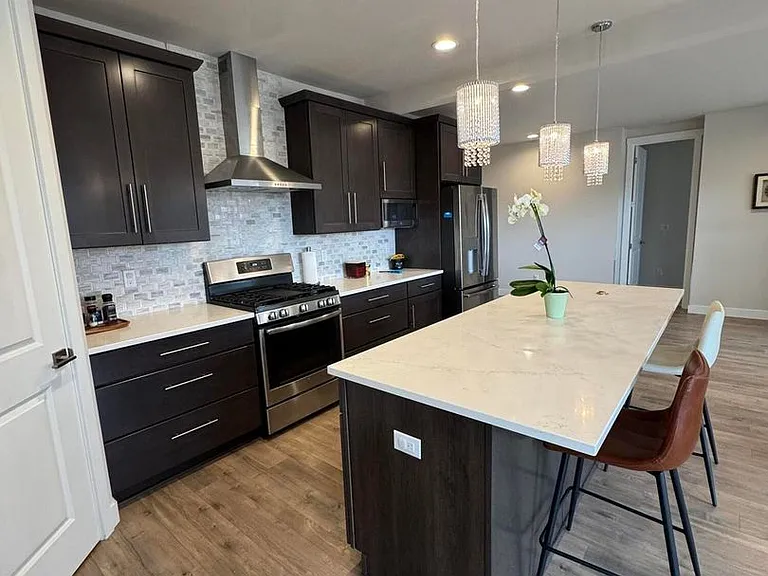 1541 G St #1 — Photo 5