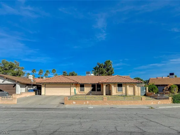 2215 Heavenly View Dr, Henderson, NV 89014