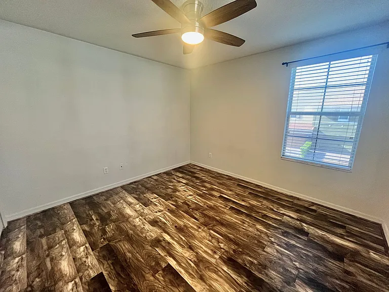 5435 Via Appia Way — Photo 15