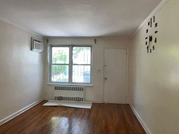 2nd image of 736 E 94th St #1