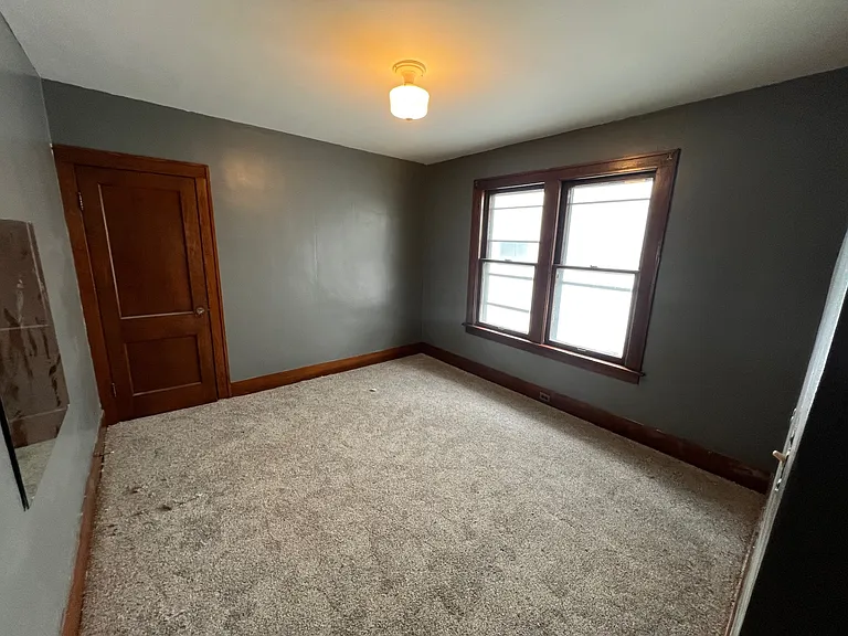 1014 W Osborne St #2 — Photo 3