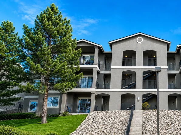 Boulder Creek Apartments