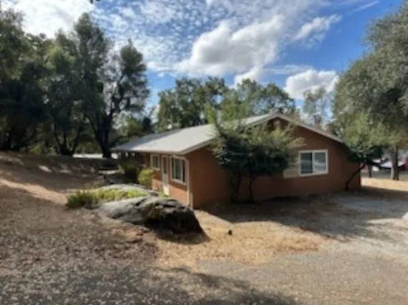 19200 Beauchamp Dr #8, Sonora, CA 95370