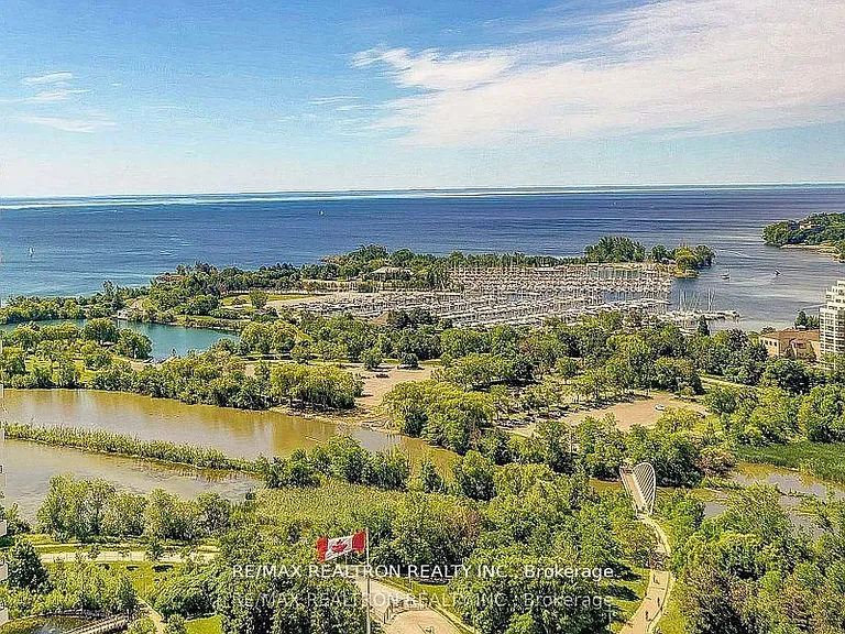 33 Shore Breeze Dr #2501 — Photo 1