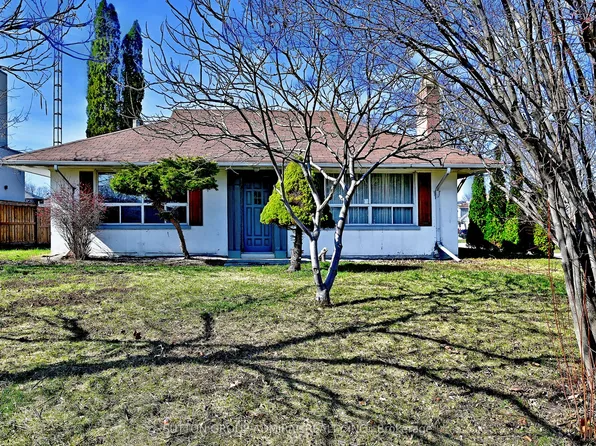 58 Harlow Cres, Toronto, ON M9V 2Y5